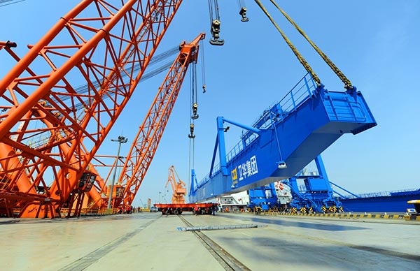 Container gantry crane1.jpg