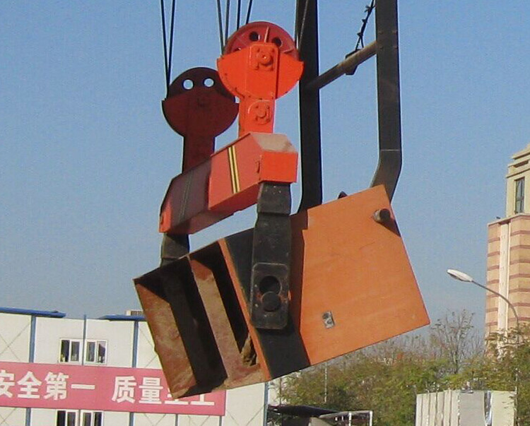 Dregs Hopper Gantry Crane