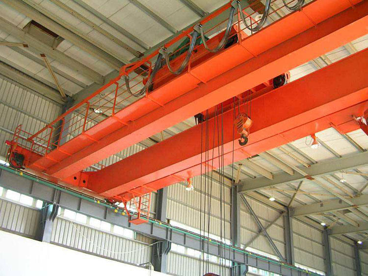 Double beam bridge crane