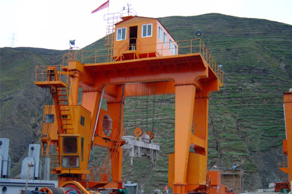 Dam Top Gantry Crane